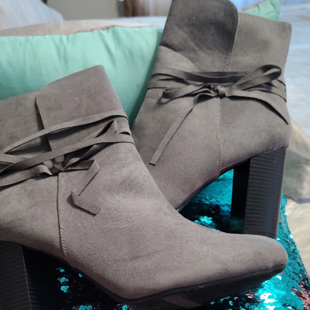 Christian Siriano Gray Ankle Booties